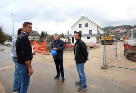 GRADBIŠČE CENTRA ZAŠČITE IN REŠEVANJA RAKEK 05 FOTO LJUBO VUKELIČ